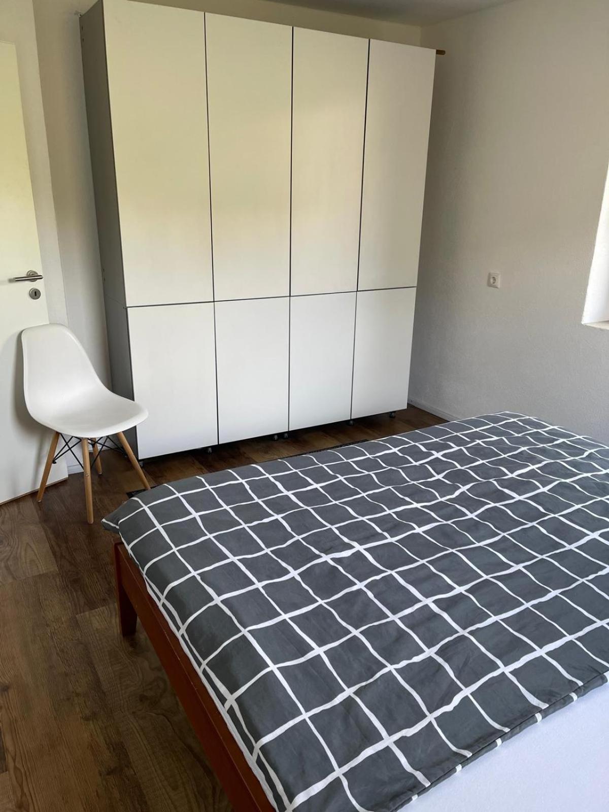 Appartement In Ruhiger Siedlung Mit Stellplatz