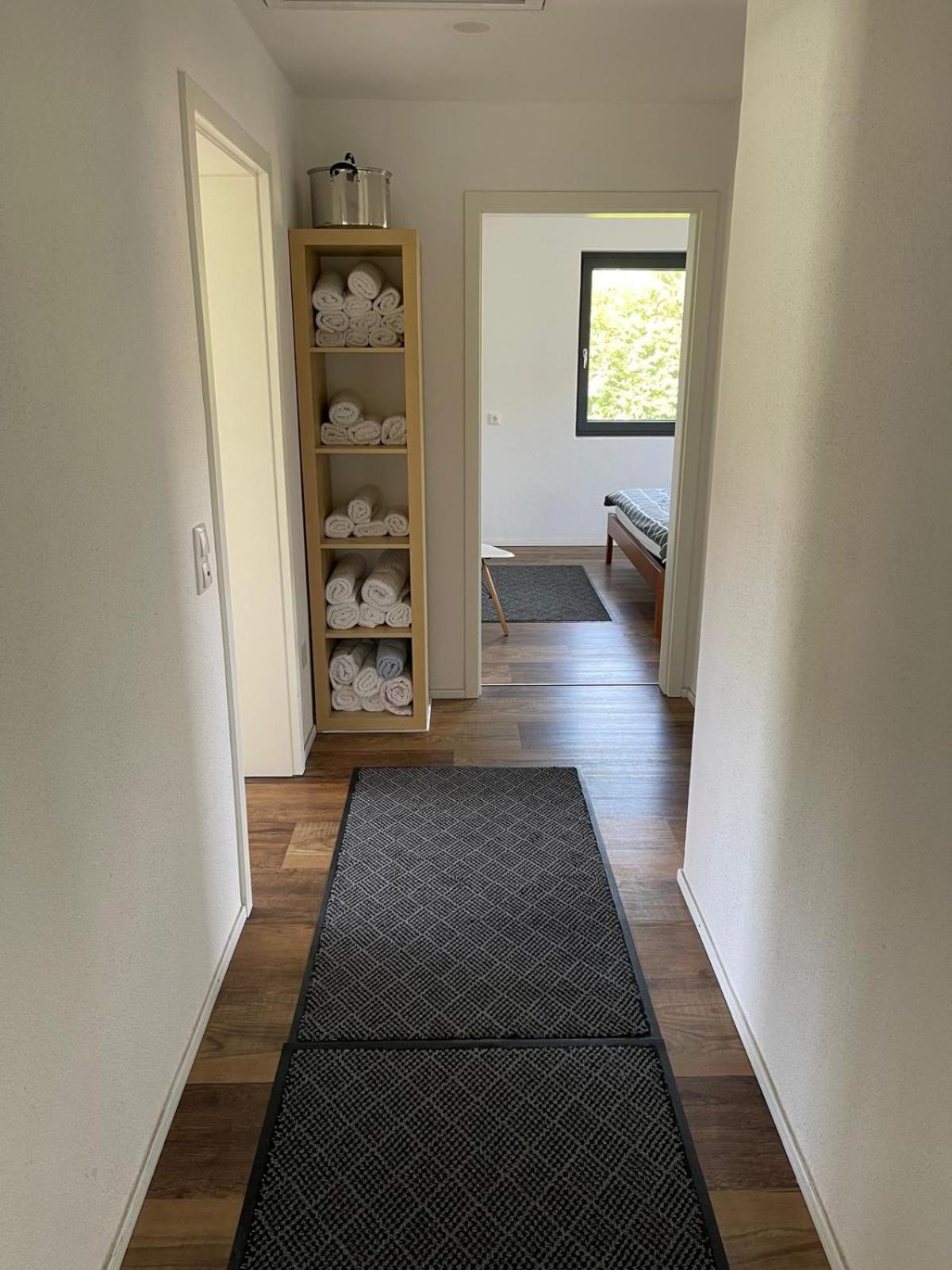 In Ruhiger Siedlung Mit Stellplatz * Landshut